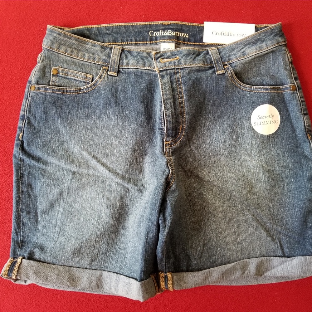 NWT Crafts and Barrow Jean shorts.